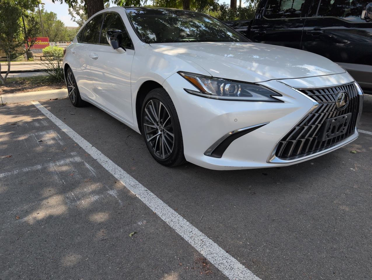 2023 Lexus ES 350