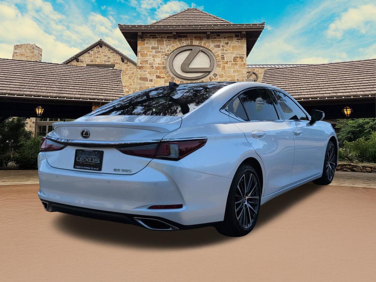 2023 Lexus ES 350