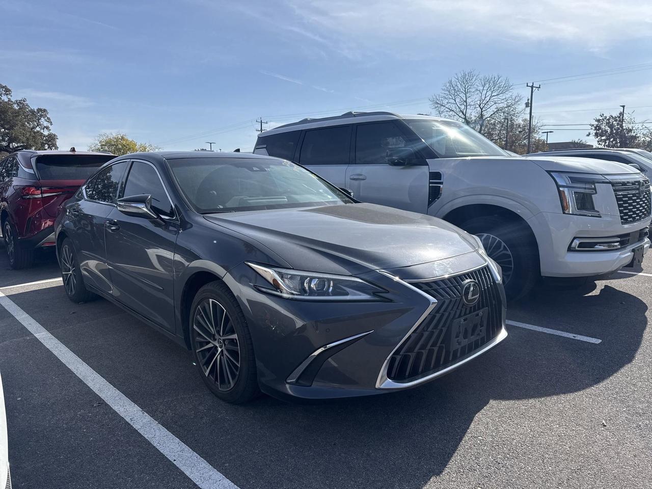 2023 Lexus ES 350