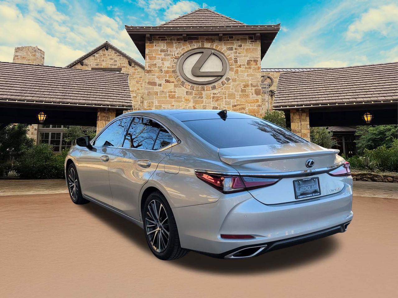 2023 Lexus ES 350
