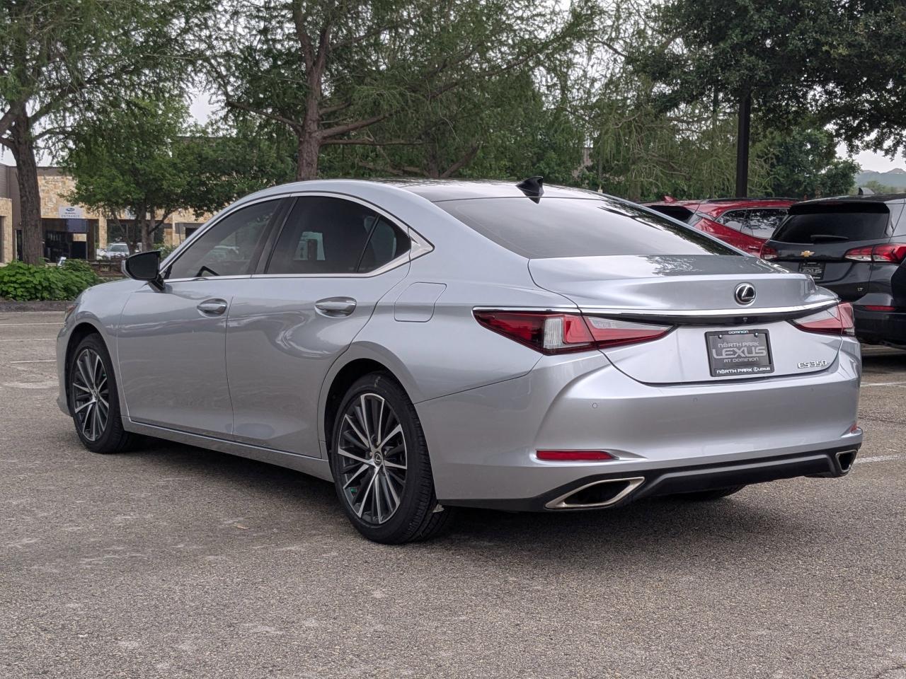 2023 Lexus ES 350