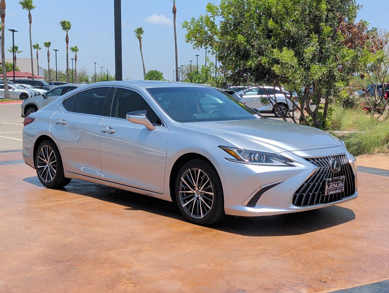 2023 Lexus ES