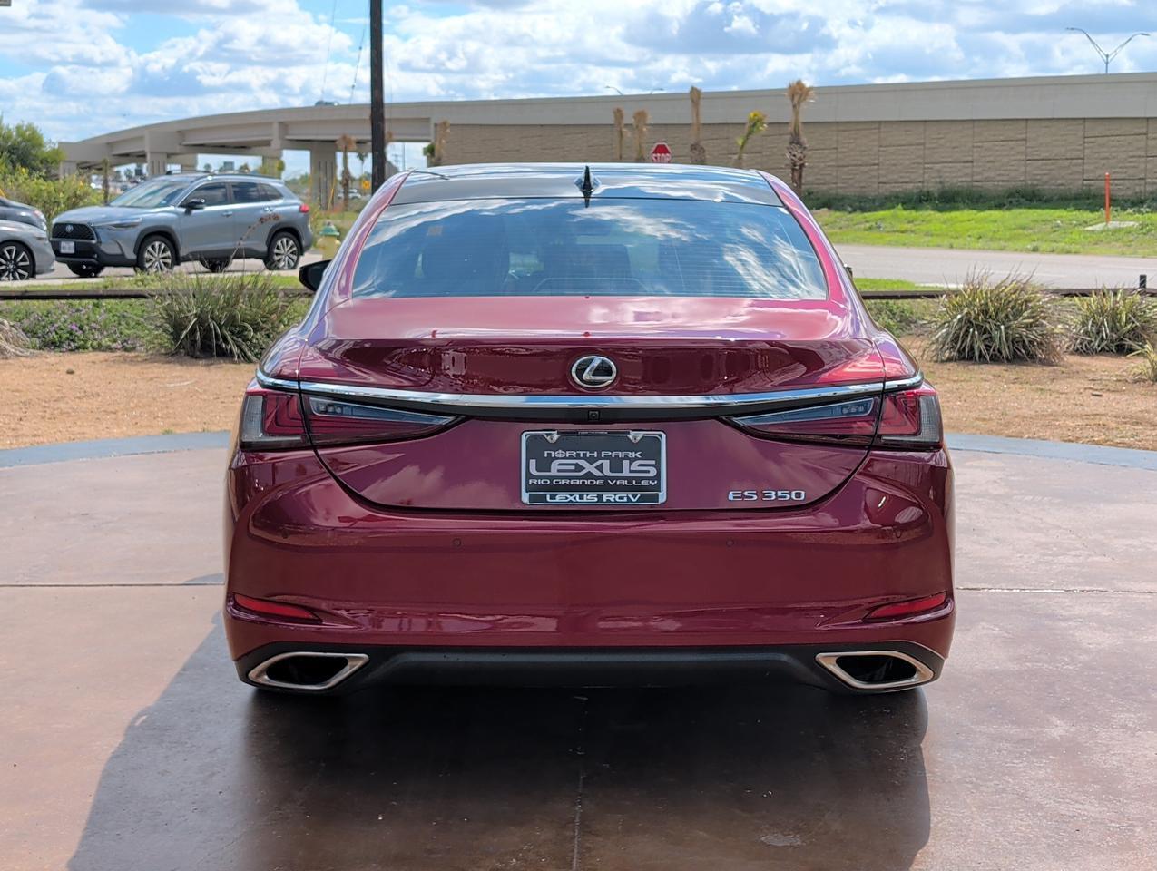 2023 Lexus ES 350
