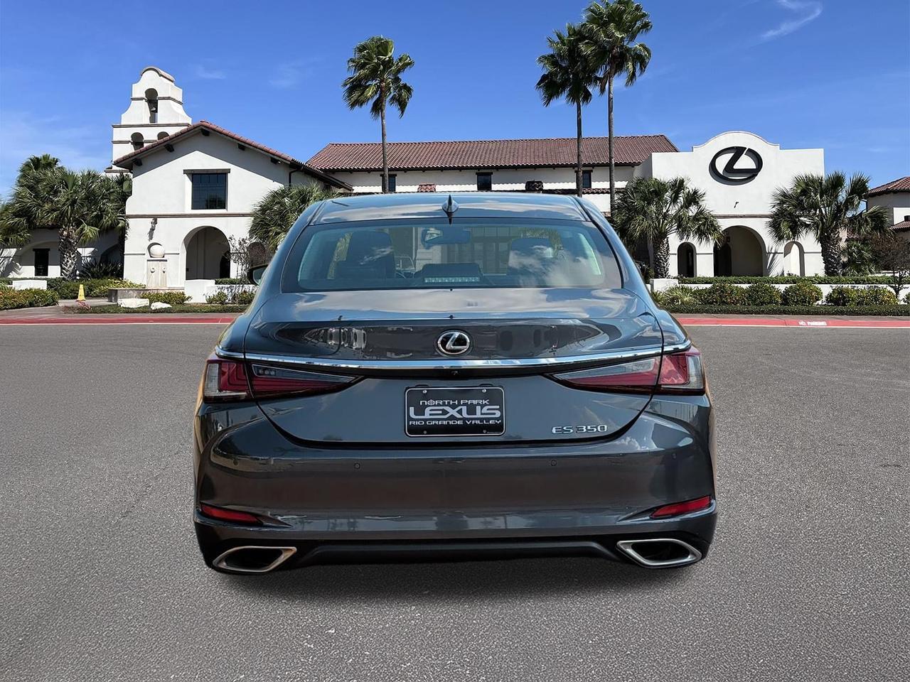 2023 Lexus ES 350