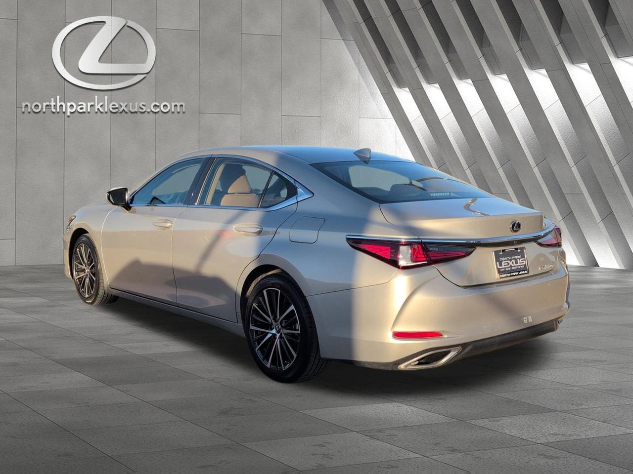 2023 Lexus ES 350