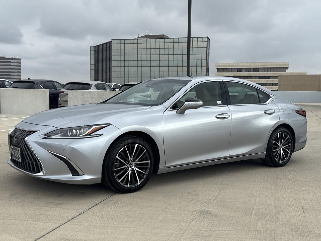 2023 Lexus ES 350