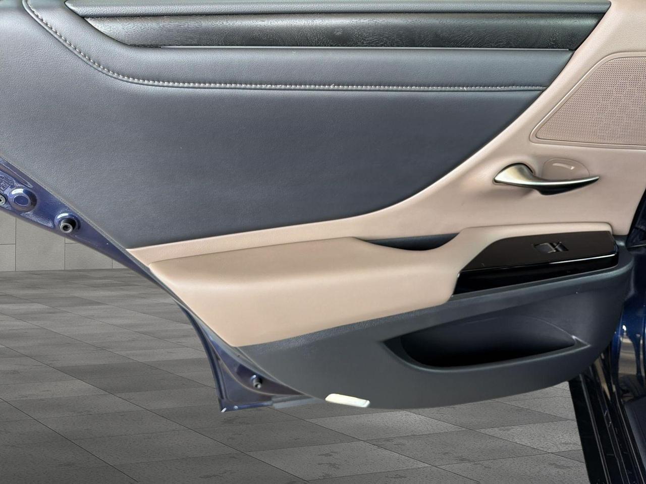 2023 Lexus ES 350 San Antonio TX