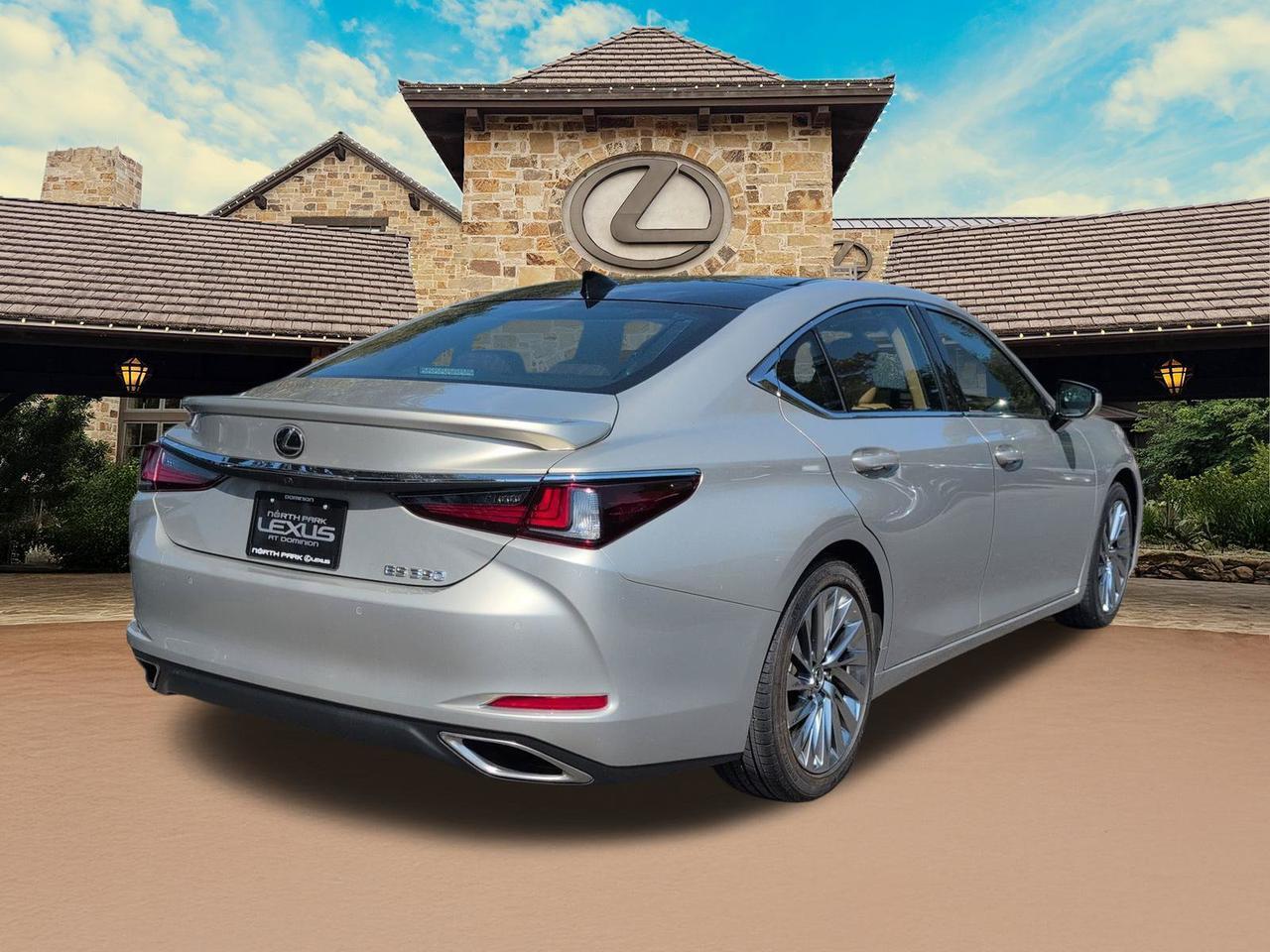 2023 Lexus ES 350 Ultra Luxury