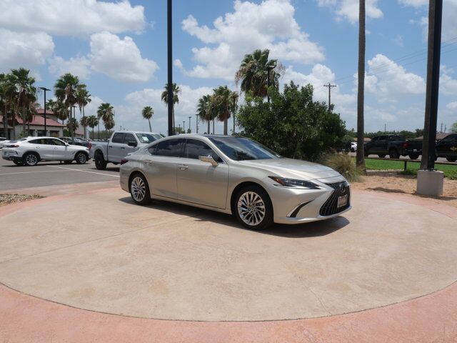 2023 Lexus ES 350 Ultra Luxury