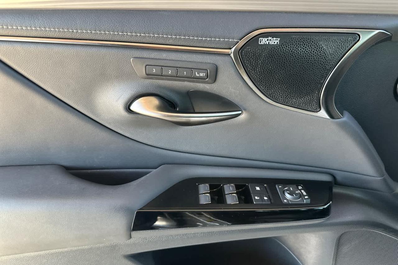 2023 Lexus ES F SPORT Handling Roseville CA
