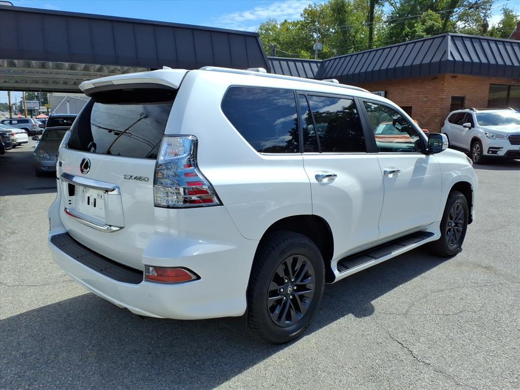 2023 Lexus GX 460 .