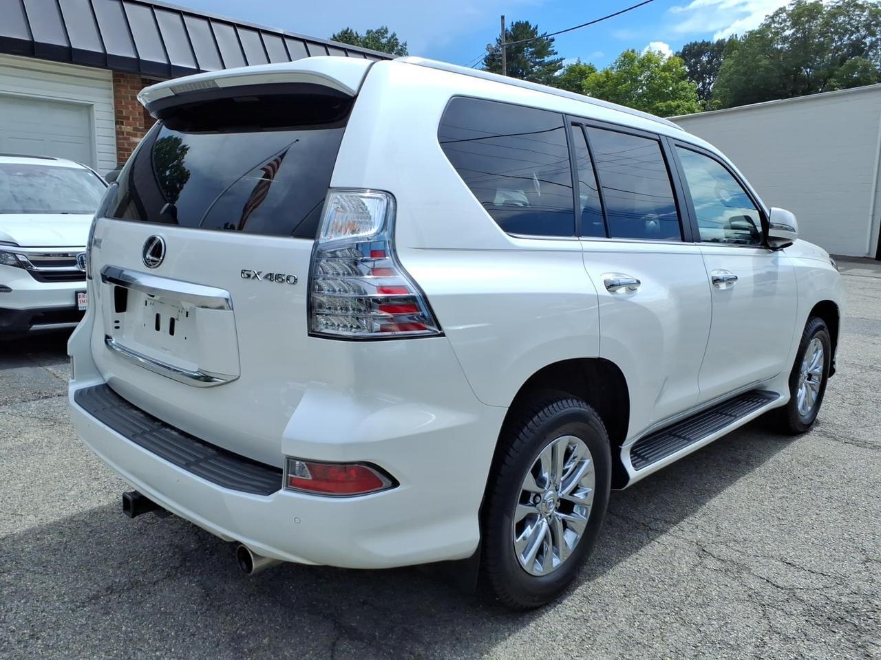 2023 Lexus GX 460 Base