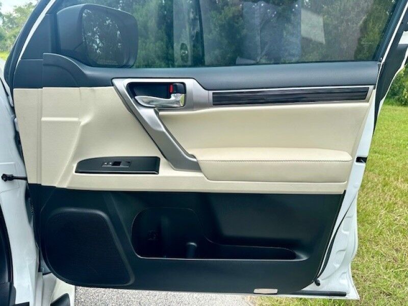 2023 Lexus GX 460 PREMIUM SUNROOF AWD ECRU COLOR PEARL WHITE ONLY 9K MILES LOWER LIP BUMPERS CHROME DELETE BLACK FREE SHIPPING IN FLORIDA Sarasota FL