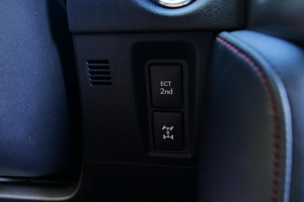 2023 Lexus GX 460 Premium AWD / 4.6L V8 / NAV / Third Row! Lincolnton NC