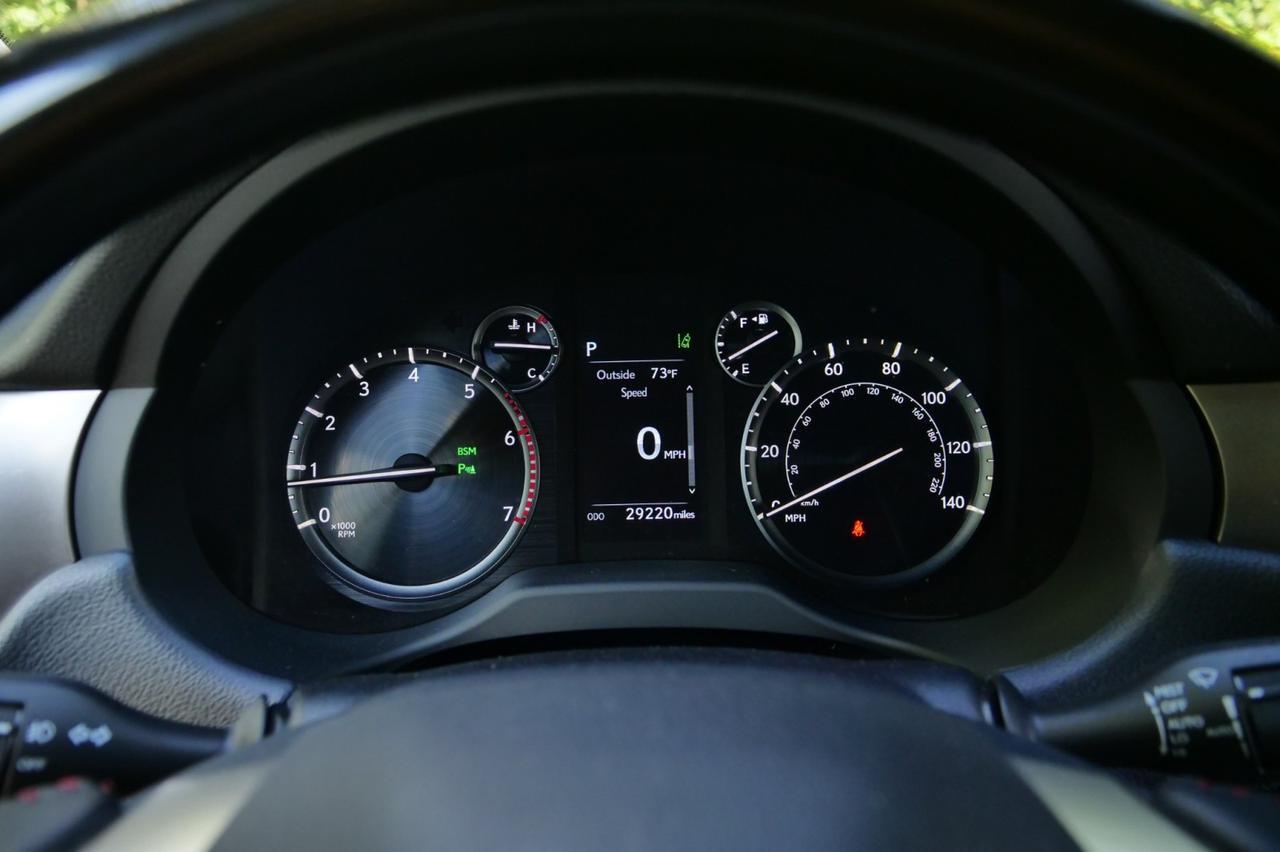 2023 Lexus GX 460 Premium AWD / 4.6L V8 / NAV / Third Row! Lincolnton NC