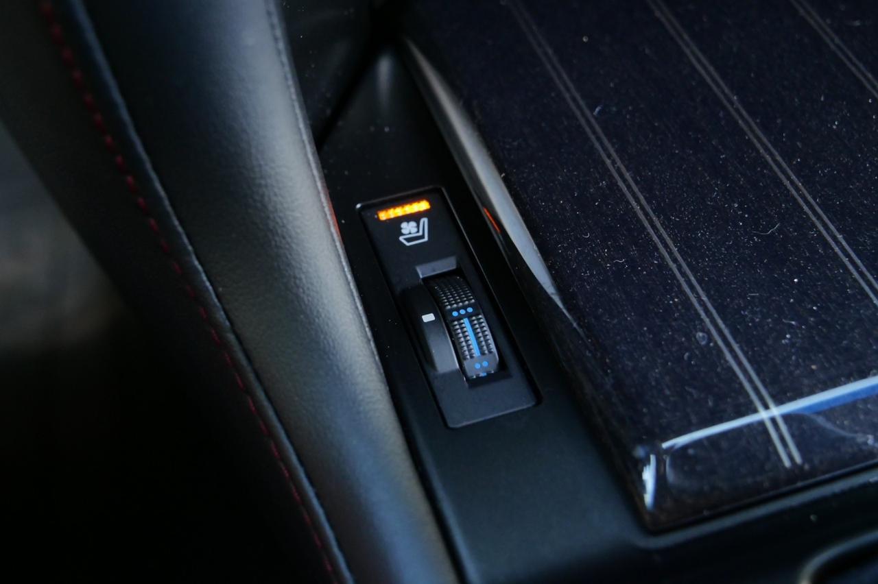 2023 Lexus GX 460 Premium AWD / 4.6L V8 / NAV / Third Row! Lincolnton NC