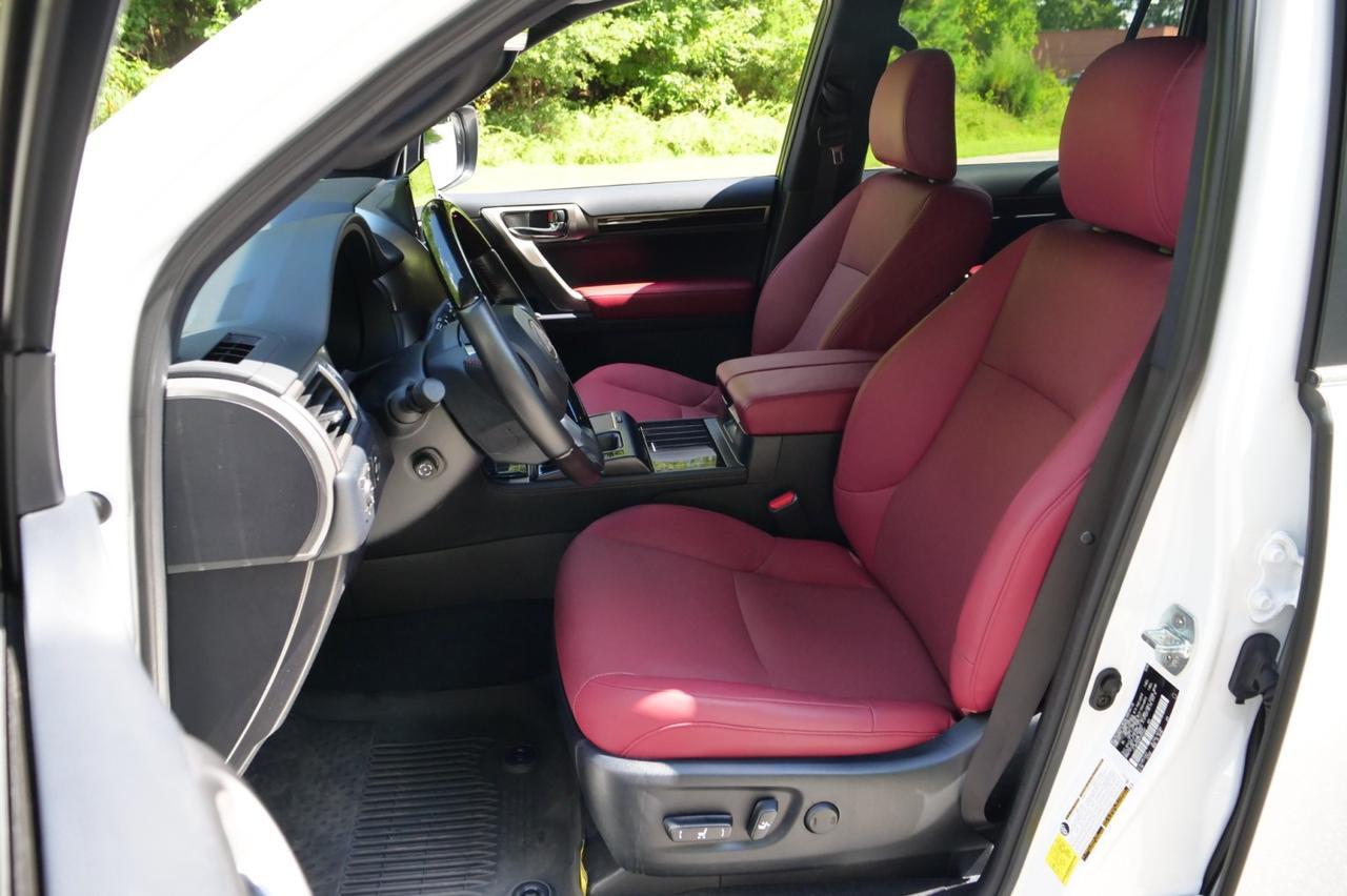 2023 Lexus GX 460 Premium AWD / 4.6L V8 / NAV / Third Row! Lincolnton NC