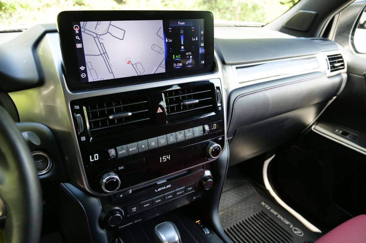 2023 Lexus GX 460 Premium AWD / 4.6L V8 / NAV / Third Row! Lincolnton NC