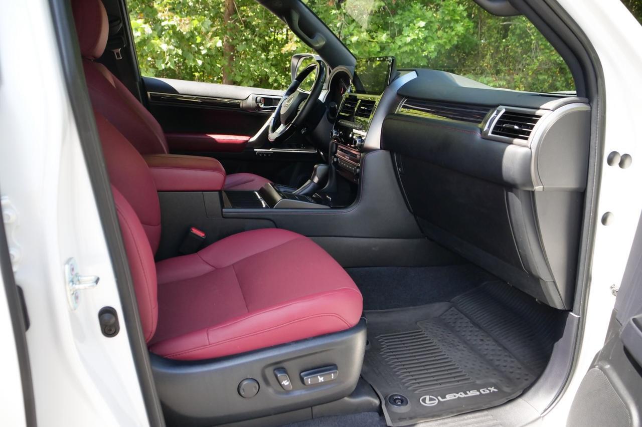 2023 Lexus GX 460 Premium AWD / 4.6L V8 / NAV / Third Row! Lincolnton NC