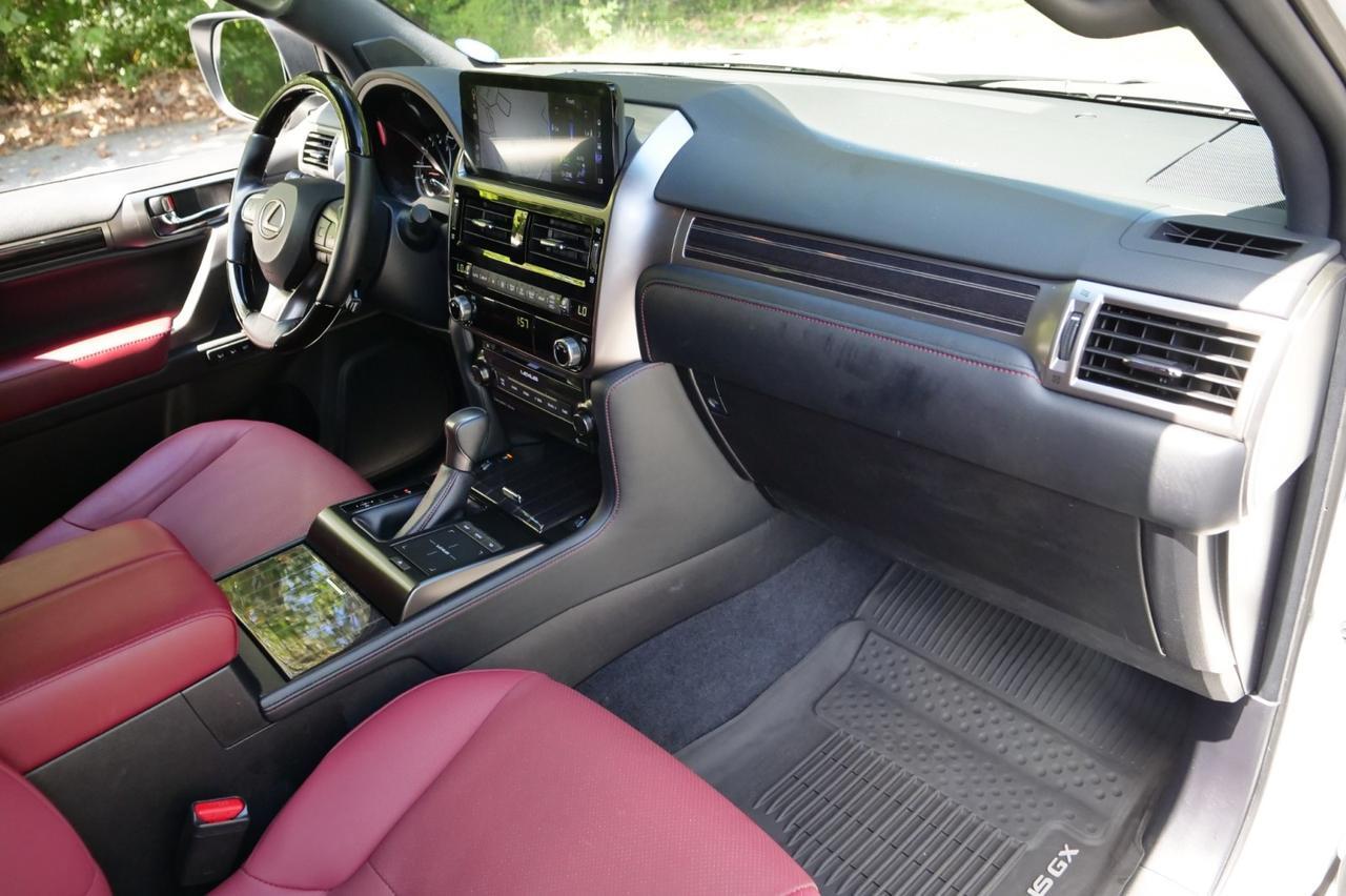 2023 Lexus GX 460 Premium AWD / 4.6L V8 / NAV / Third Row! Lincolnton NC