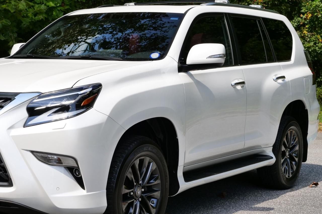 2023 Lexus GX 460 Premium AWD / 4.6L V8 / NAV / Third Row! Lincolnton NC