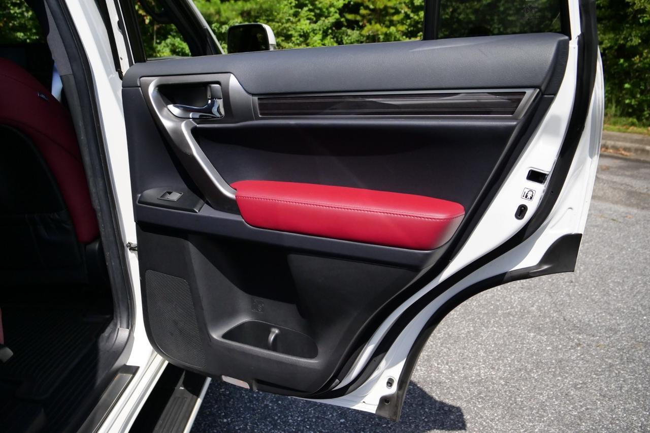 2023 Lexus GX 460 Premium AWD / 4.6L V8 / NAV / Third Row! Lincolnton NC