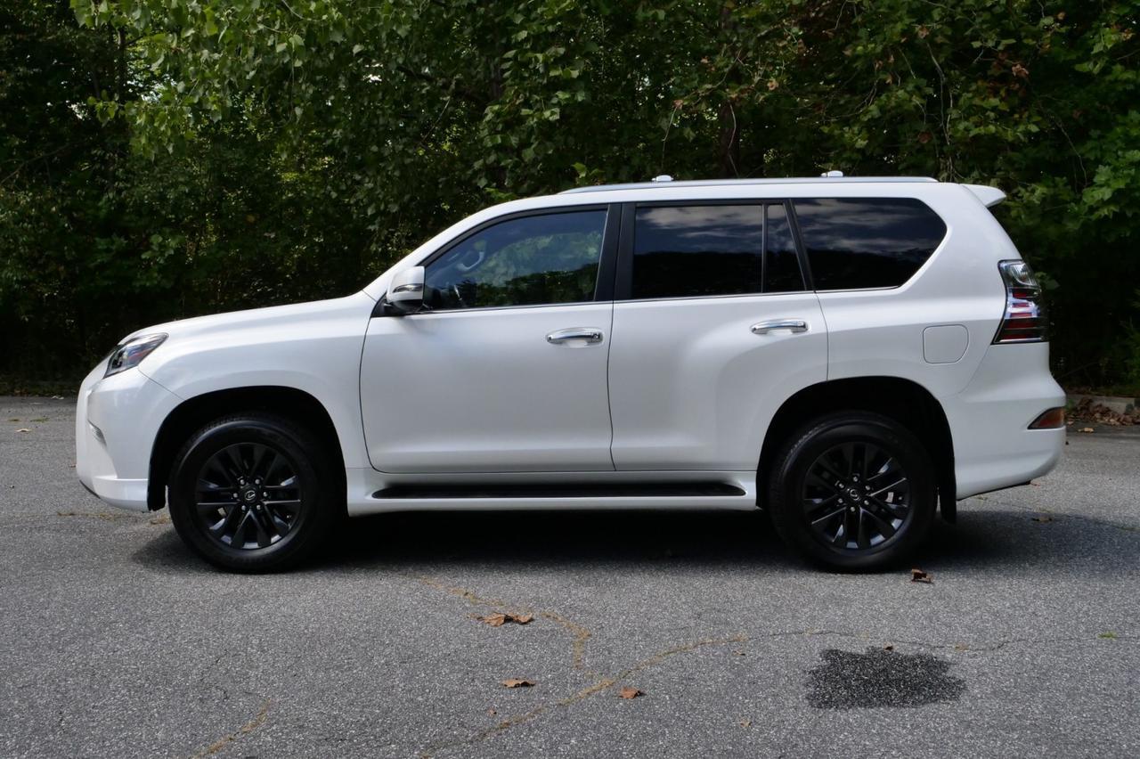 2023 Lexus GX 460 Premium AWD / 4.6L V8 / NAV / Third Row! Lincolnton NC