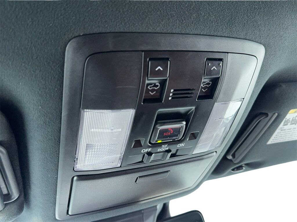 2023 Lexus GX 460 Premium NAV,CAM,SUNROOF,CLMT STS,BLIND SPOT,3R Plano TX