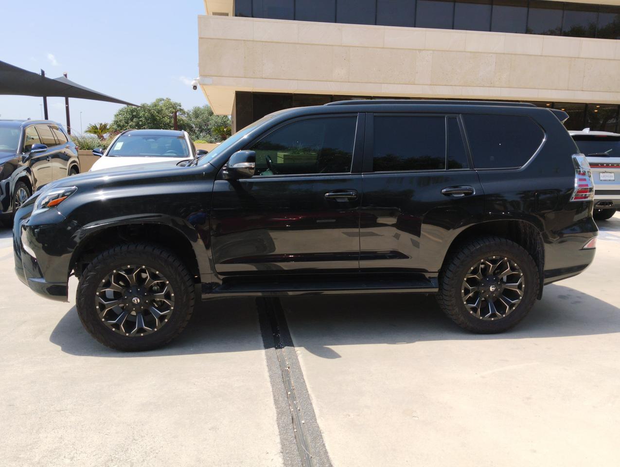 2023 Lexus GX