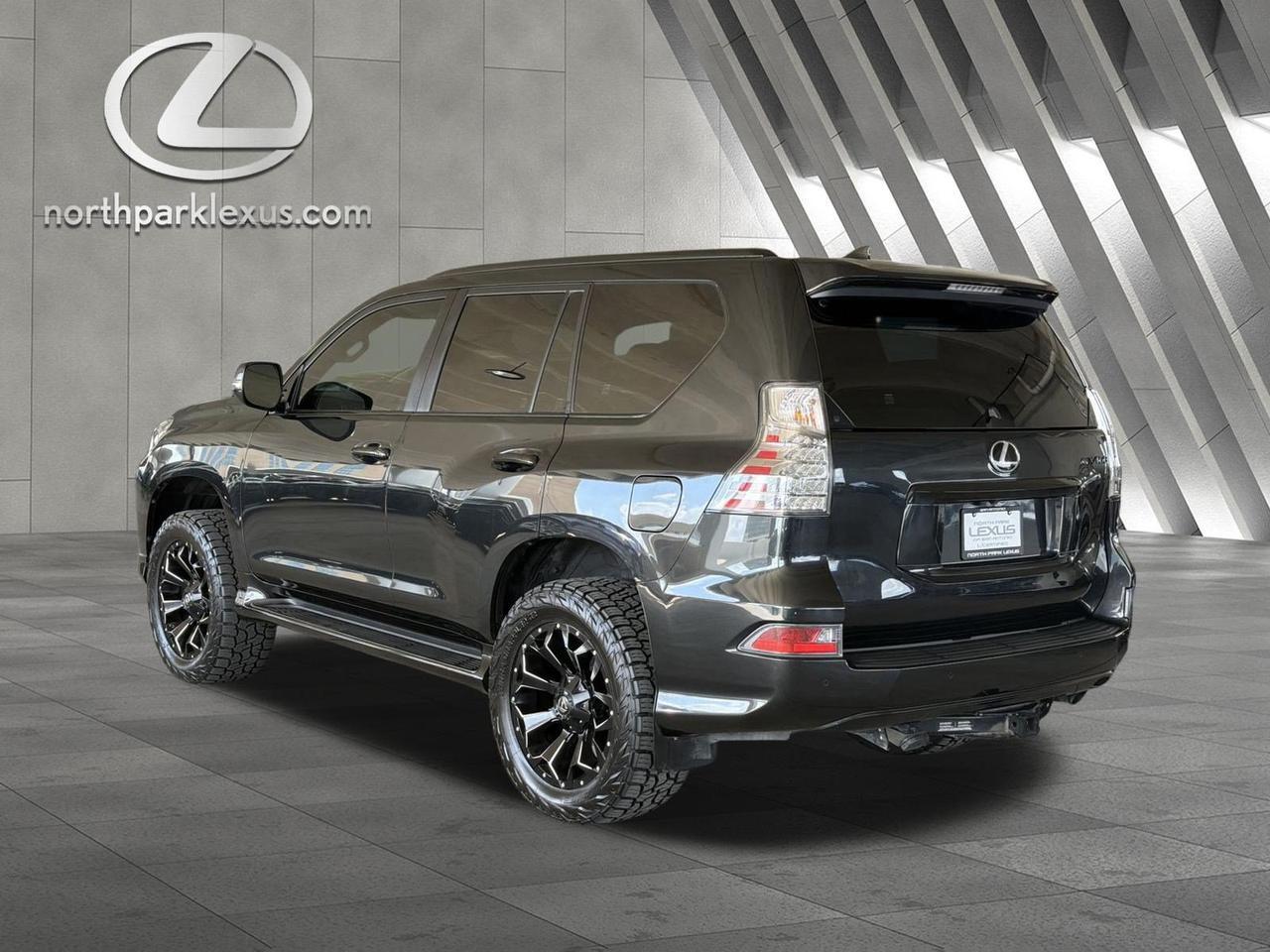 2023 Lexus GX 460 Premium