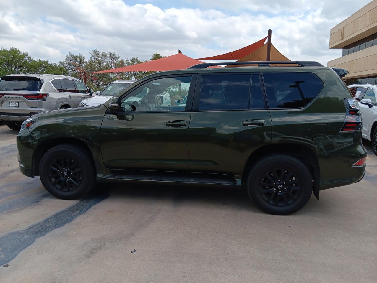 2023 Lexus GX 460 Premium