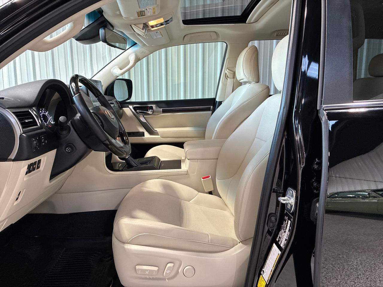 2023 Lexus GX460 Premium Plus Pkg w/ Buckets, Heated Wood & Leather Steering Wheel Houston TX