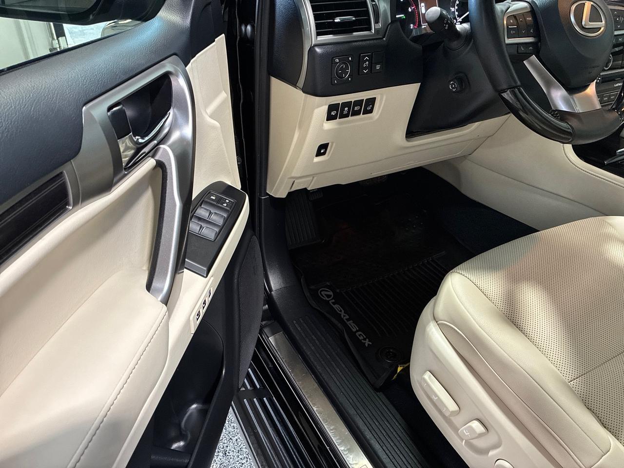 2023 Lexus GX460 Premium Plus Pkg w/ Buckets, Heated Wood & Leather Steering Wheel Houston TX