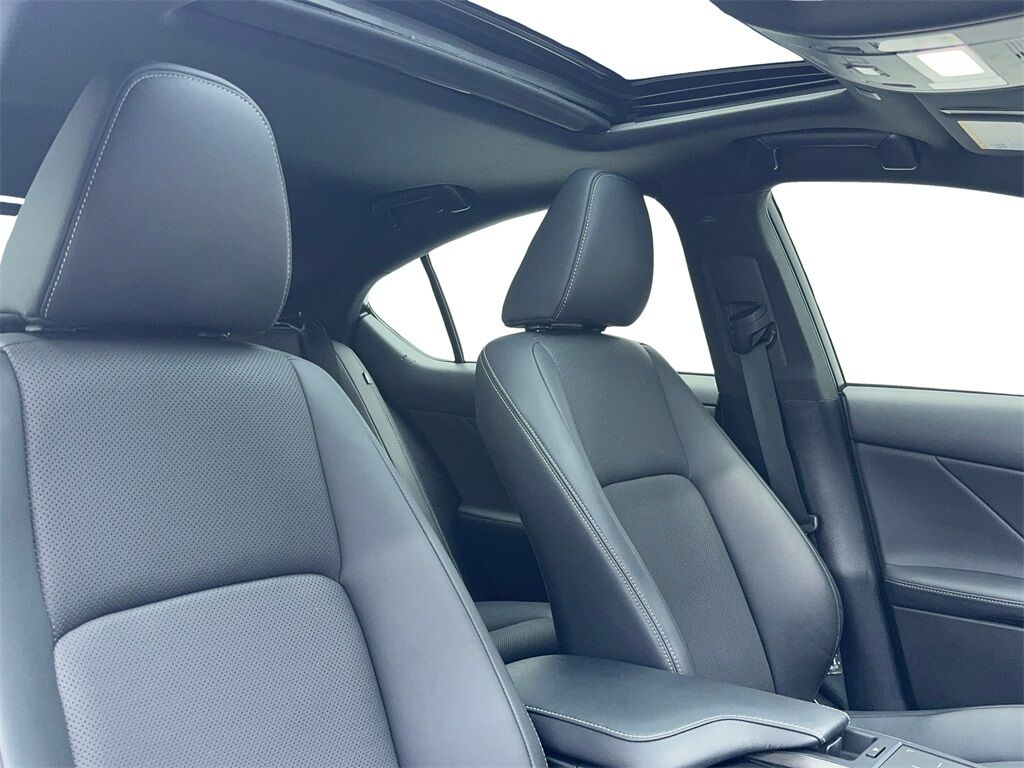 2023 Lexus IS 300 CAM,SUNROOF,CLMT STS,BLIND SPOT,18&quot; WLS Plano TX