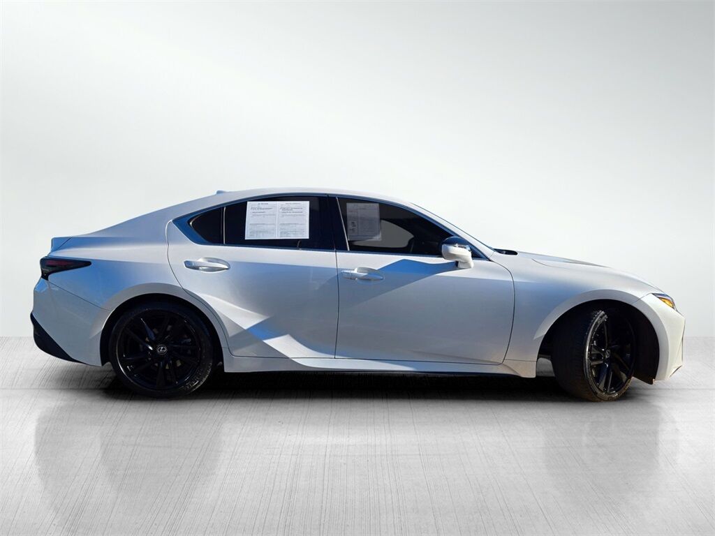 2023 Lexus IS 300
