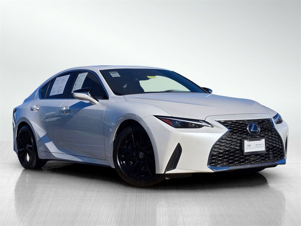2023 Lexus IS 300