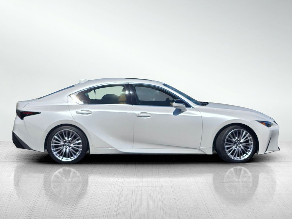 2023 Lexus IS 300