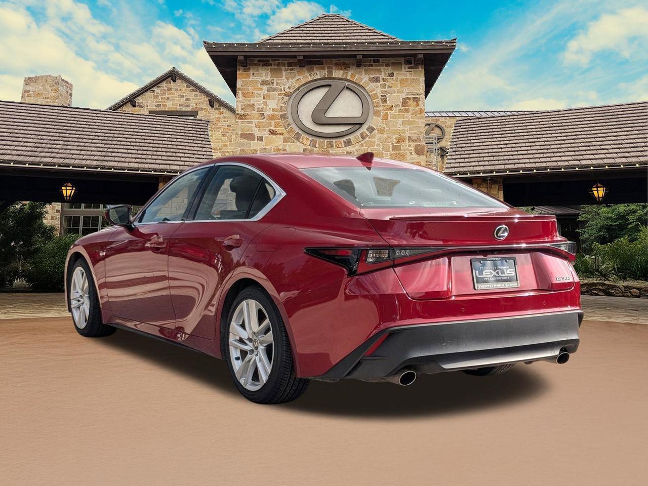 2023 Lexus IS 300