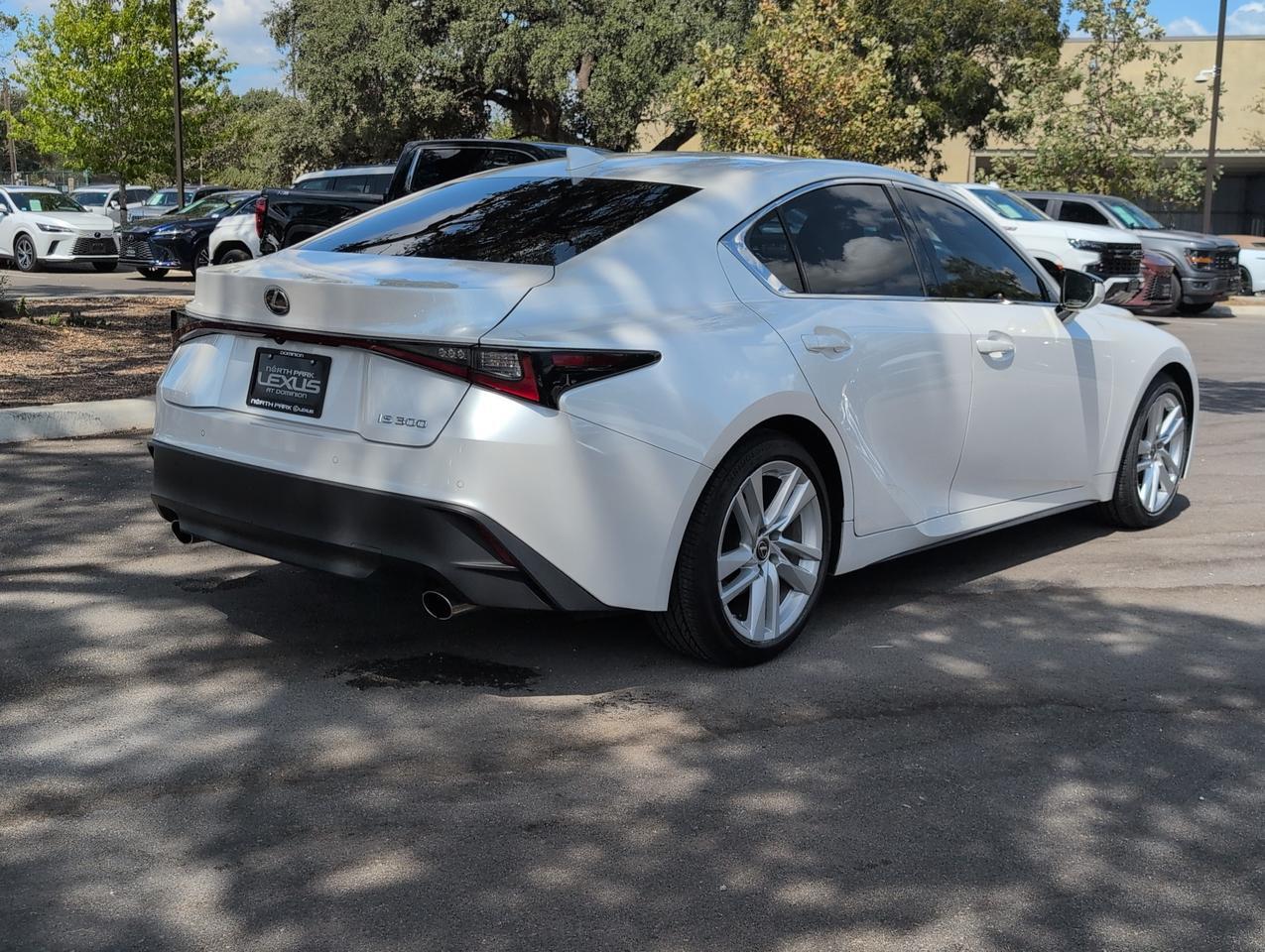 2023 Lexus IS 300