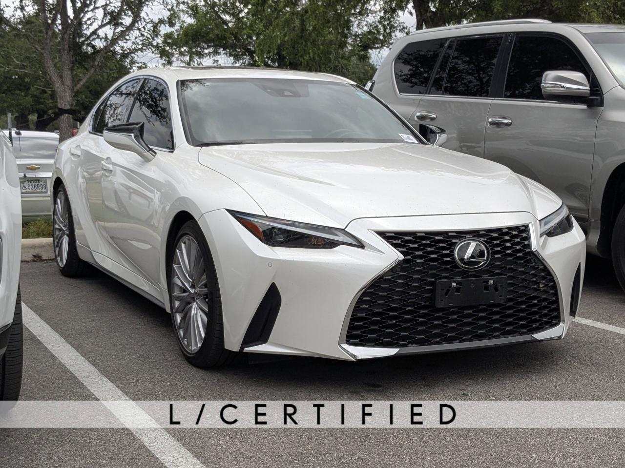 2023 Lexus IS