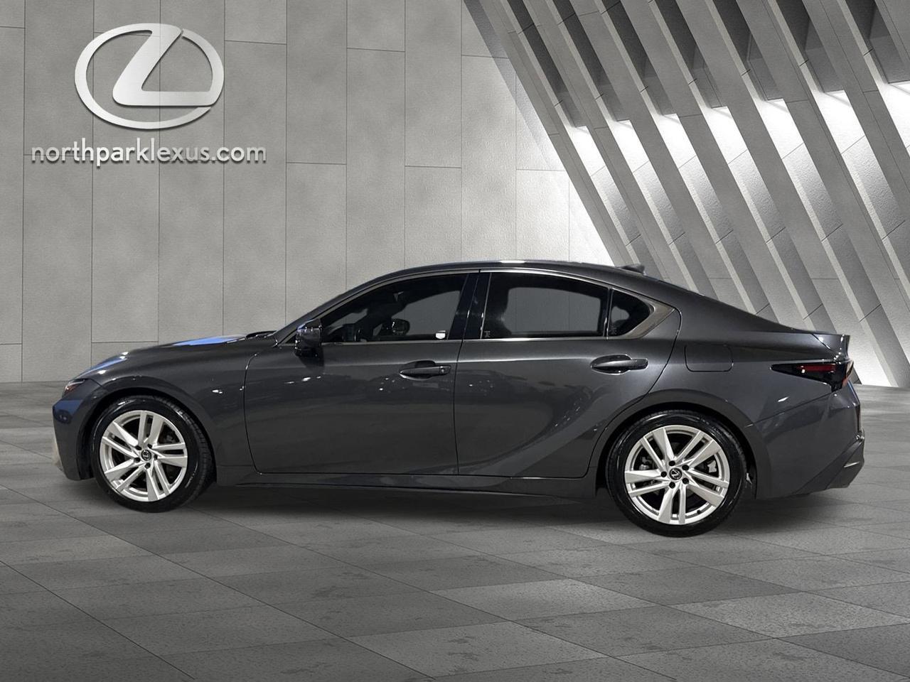 2023 Lexus IS
