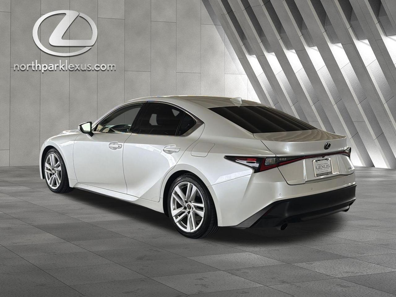 2023 Lexus IS 300