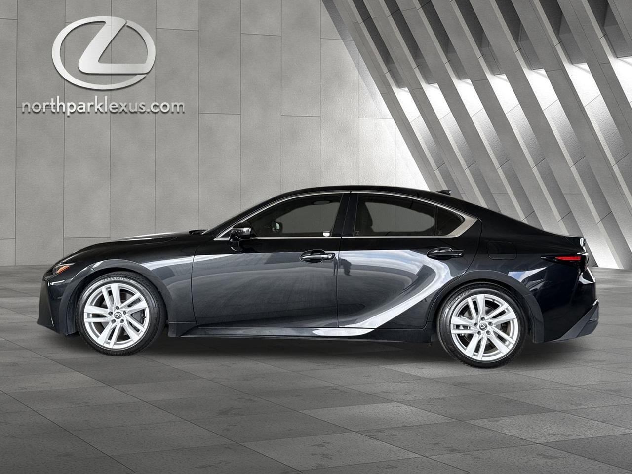 2023 Lexus IS