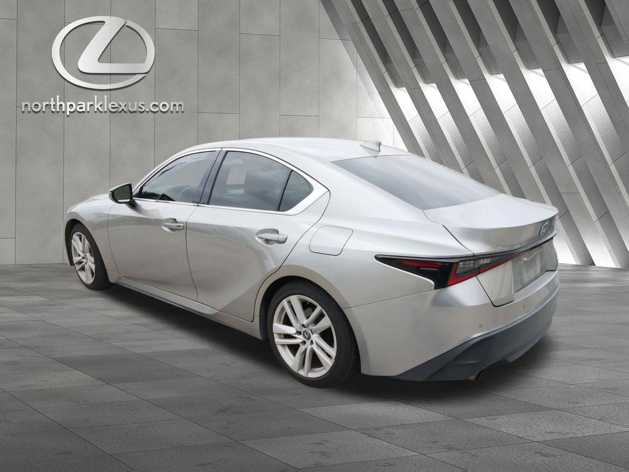2023 Lexus IS 300