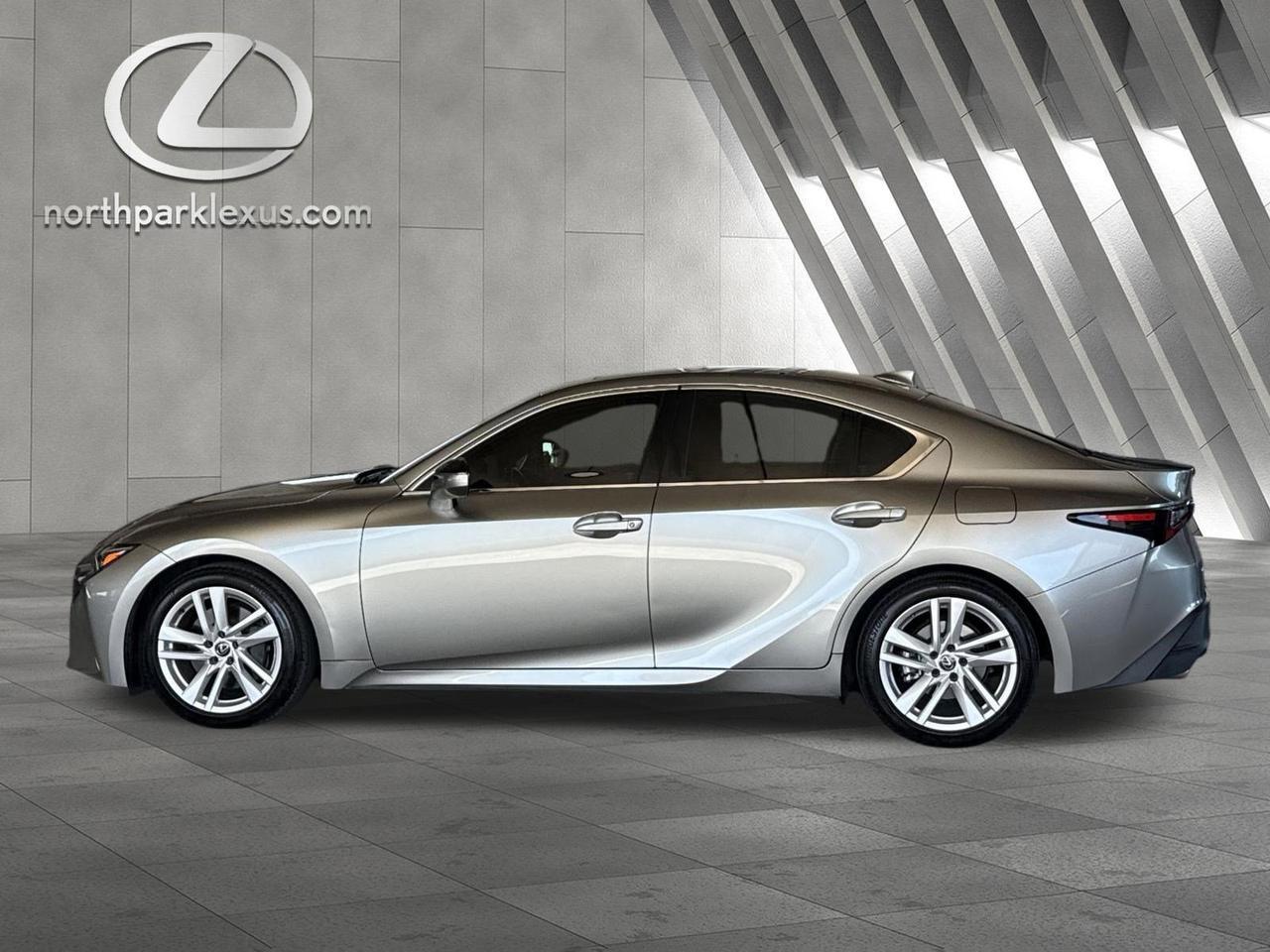 2023 Lexus IS 300