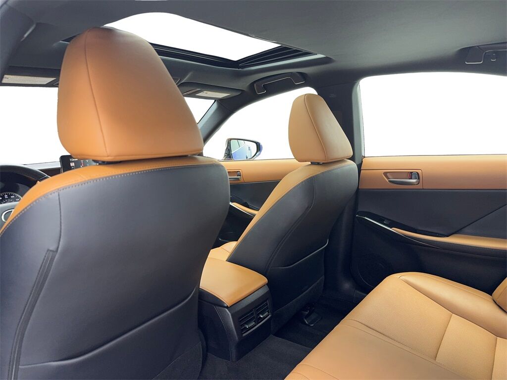 2023 Lexus IS 350 F SPORT Design CAM,SUNROOF,CLMT STS,BLIND SPOT Plano TX