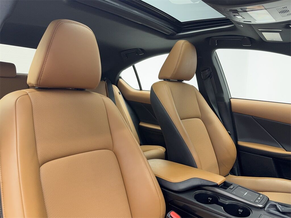2023 Lexus IS 350 F SPORT Design CAM,SUNROOF,CLMT STS,BLIND SPOT Plano TX