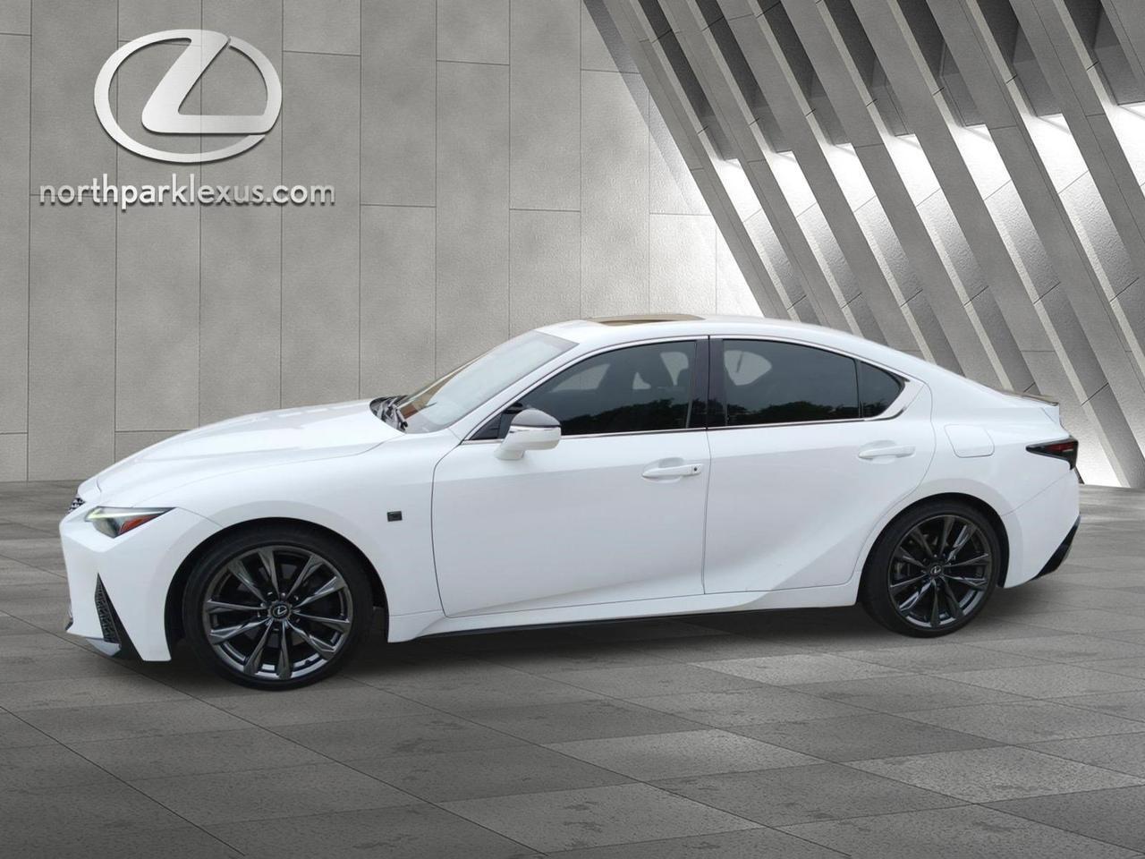2023 Lexus IS