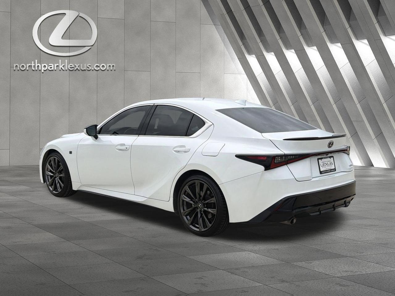 2023 Lexus IS 350 F SPORT Design