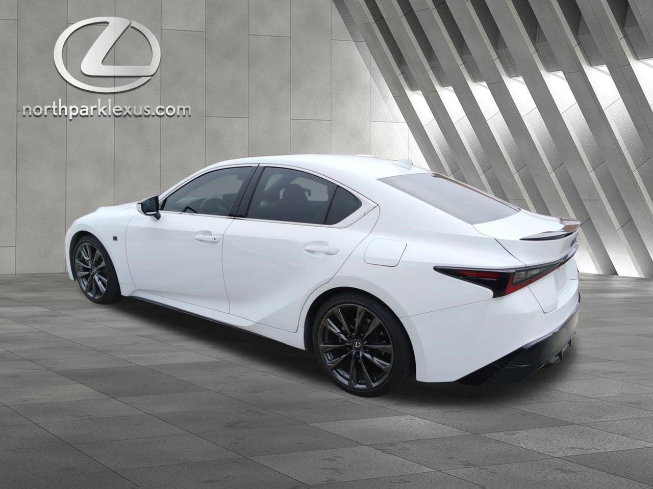 2023 Lexus IS 350 F SPORT Design